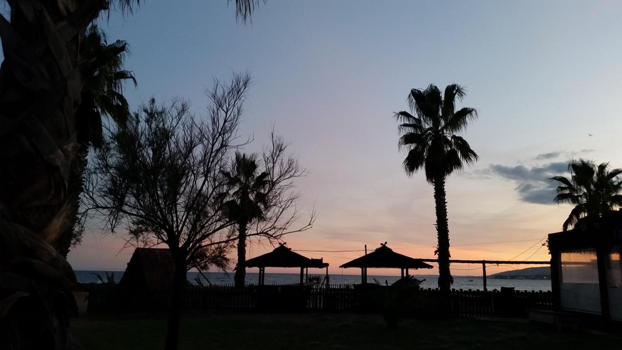 Sublime Vue Mer,Parking,Wifi Frejus Bagian luar foto