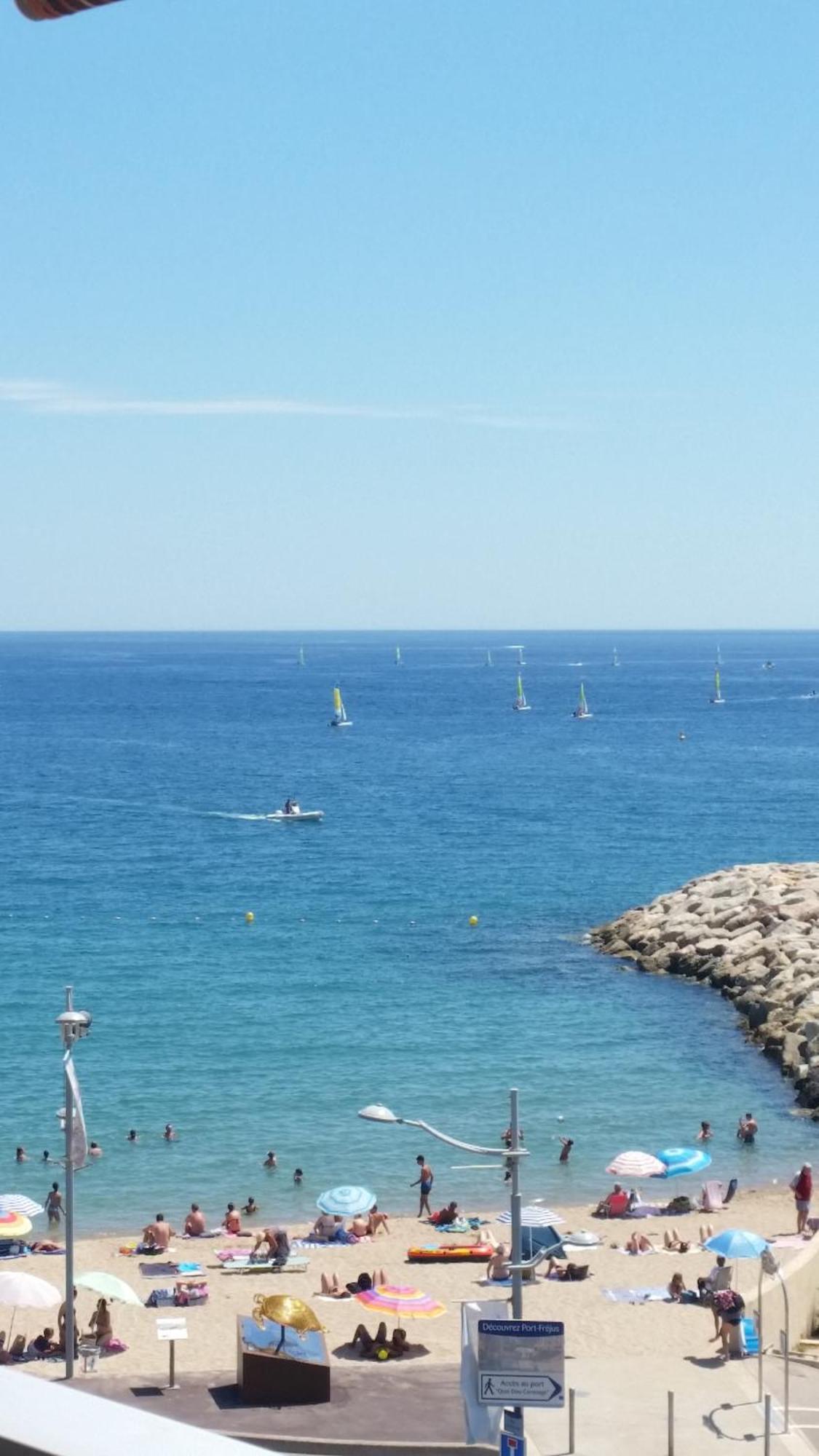Sublime Vue Mer,Parking,Wifi Frejus Bagian luar foto