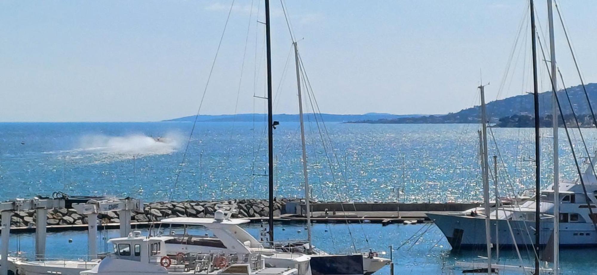 Sublime Vue Mer,Parking,Wifi Frejus Bagian luar foto